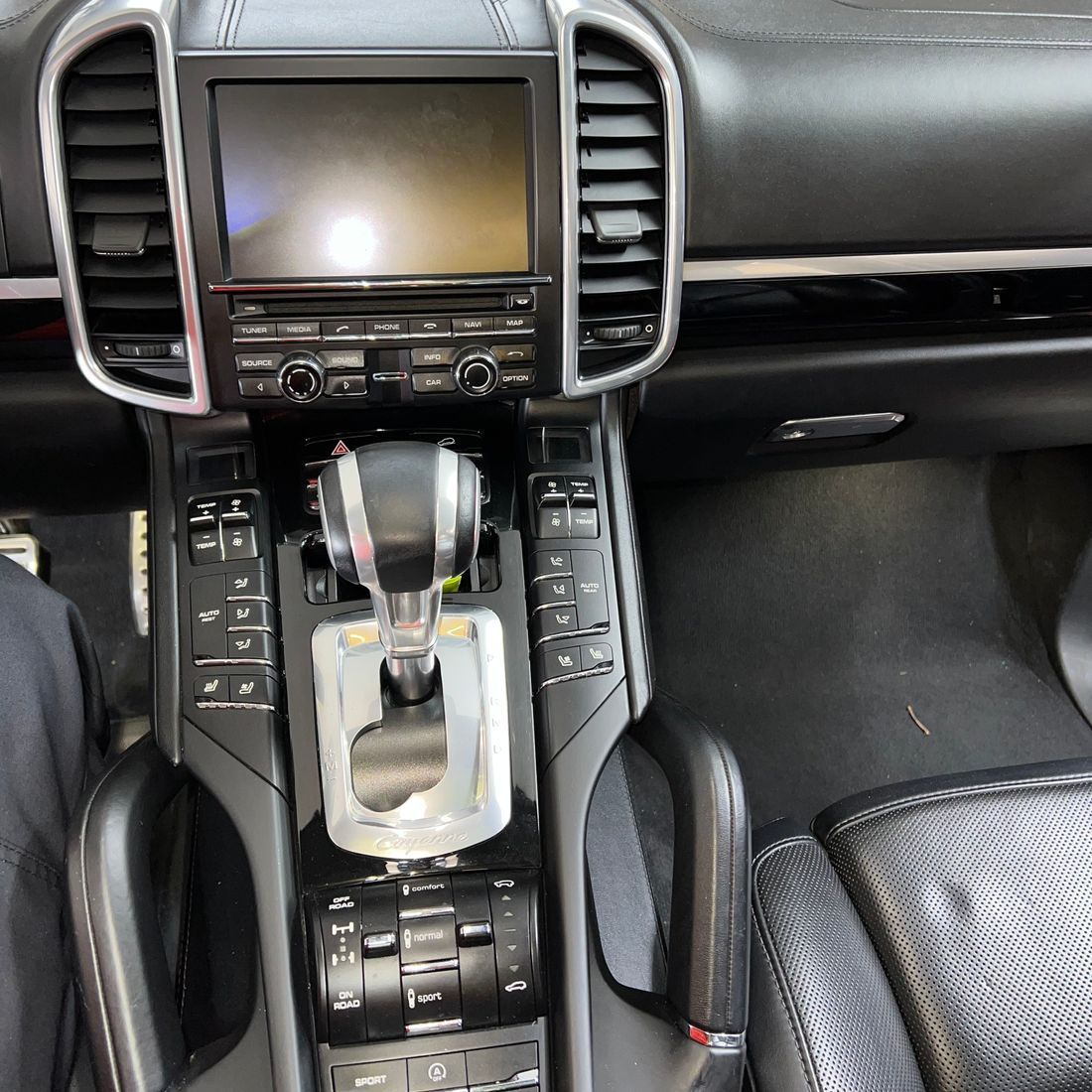 Schneider Car Detailing