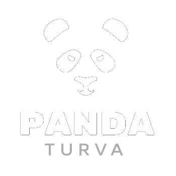 Valkoinen pandakasvologo sanojen ”PANDA TURVA” yläpuolella valkoisella taustalla