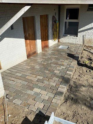 Luxe tuinpad voor ingang woning