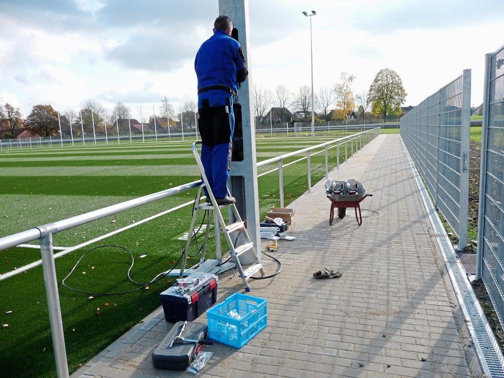 Flutlichtanlagen und Beleuchtungsanlagen von SMW Elektrotechnik