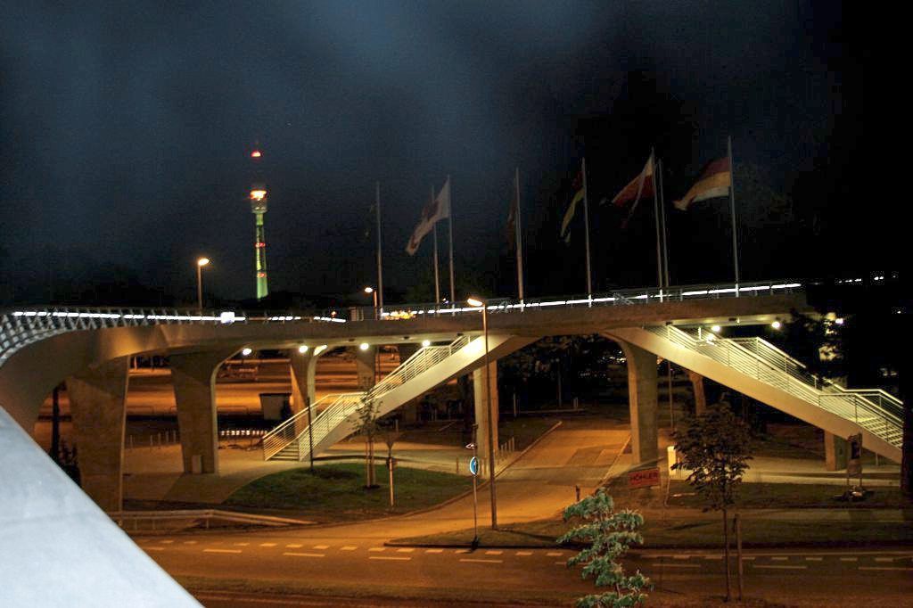 Installation von Straßenbeleuchtung und Beleuchtungsanlagen von SMW Elektrotechnik