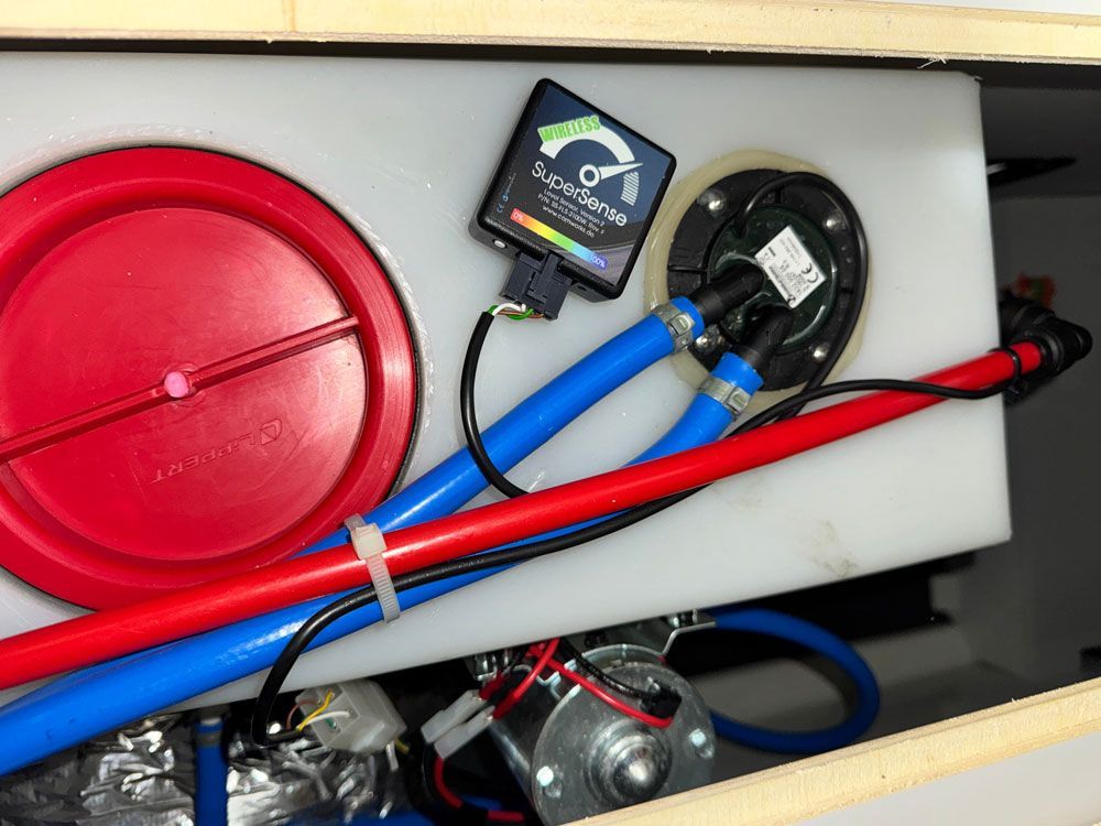 Comworks SuperSense Sensor zur Füllstandsmessung im Frischwassertank eines Campers