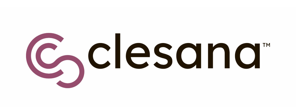 Clesana-Logo: stilisiertes „CS“ in Mauve, gefolgt von „clesana“ in schwarzer Schrift.
