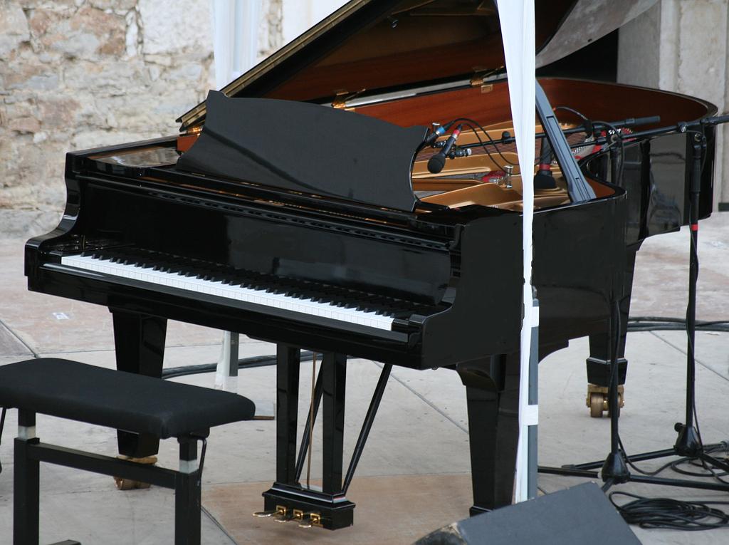 Piano en place concert