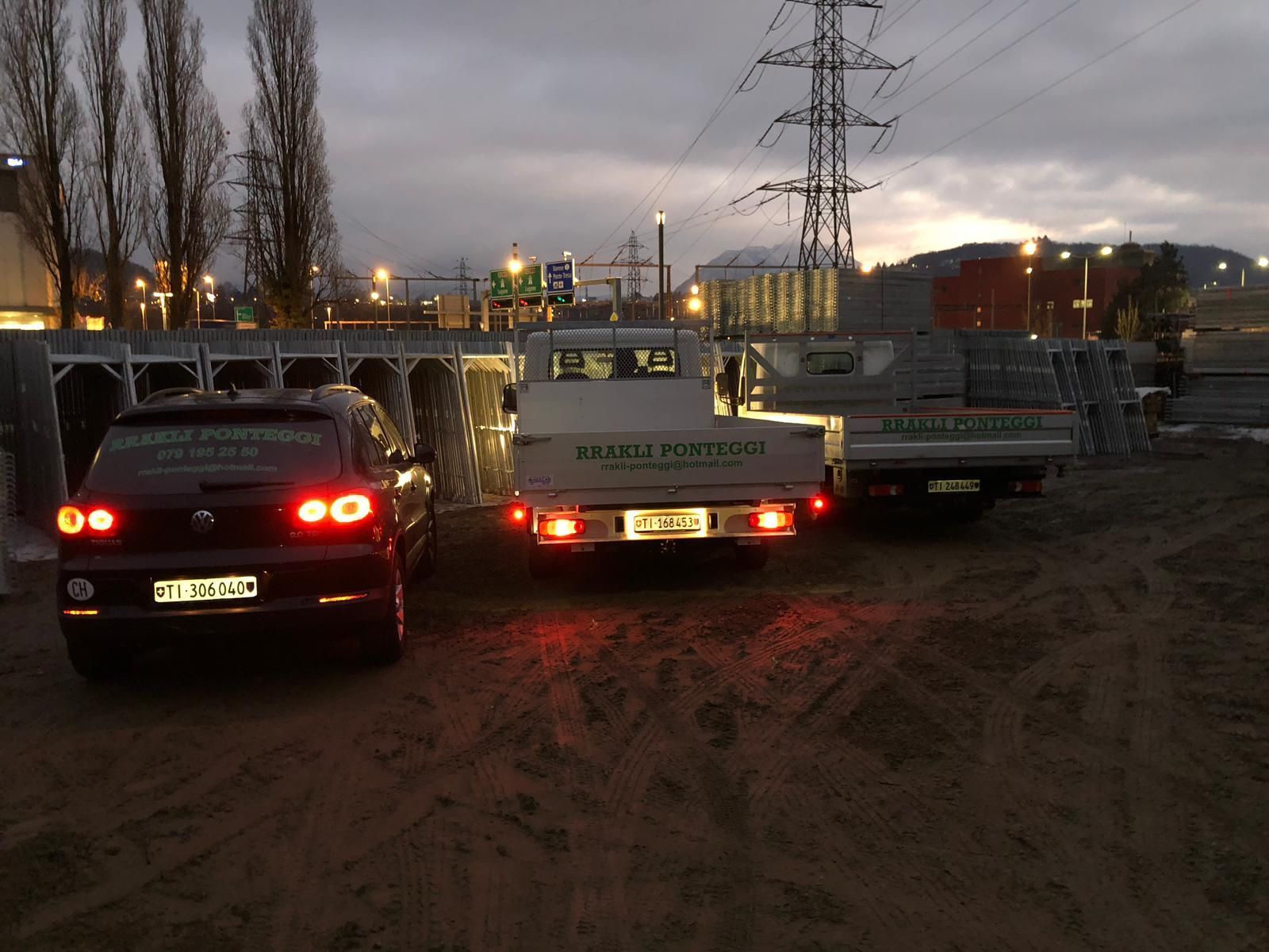 RRAKLI Ponteggi Sagl - Ponteggi magazzino