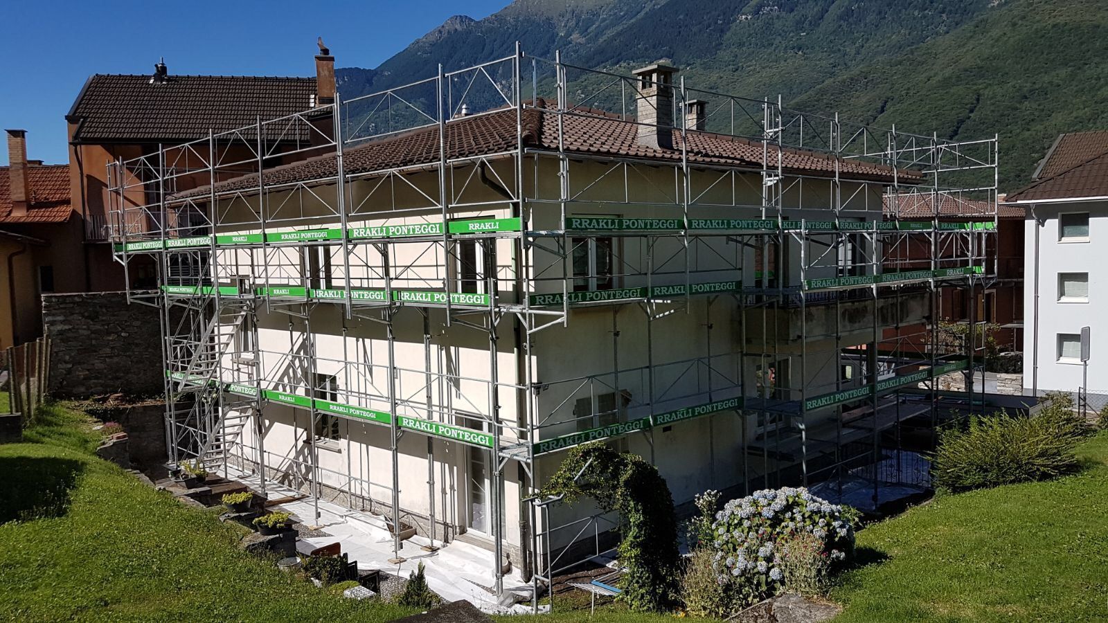 RRAKLI Ponteggi Sagl - Ponteggi - in tutta l'area del Ticino e Mesolcina