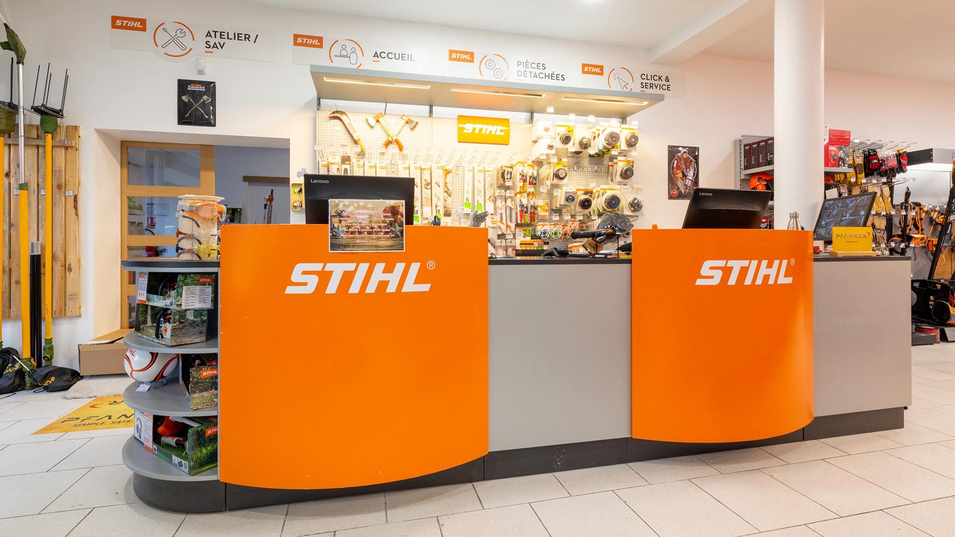 Caisses de la boutique