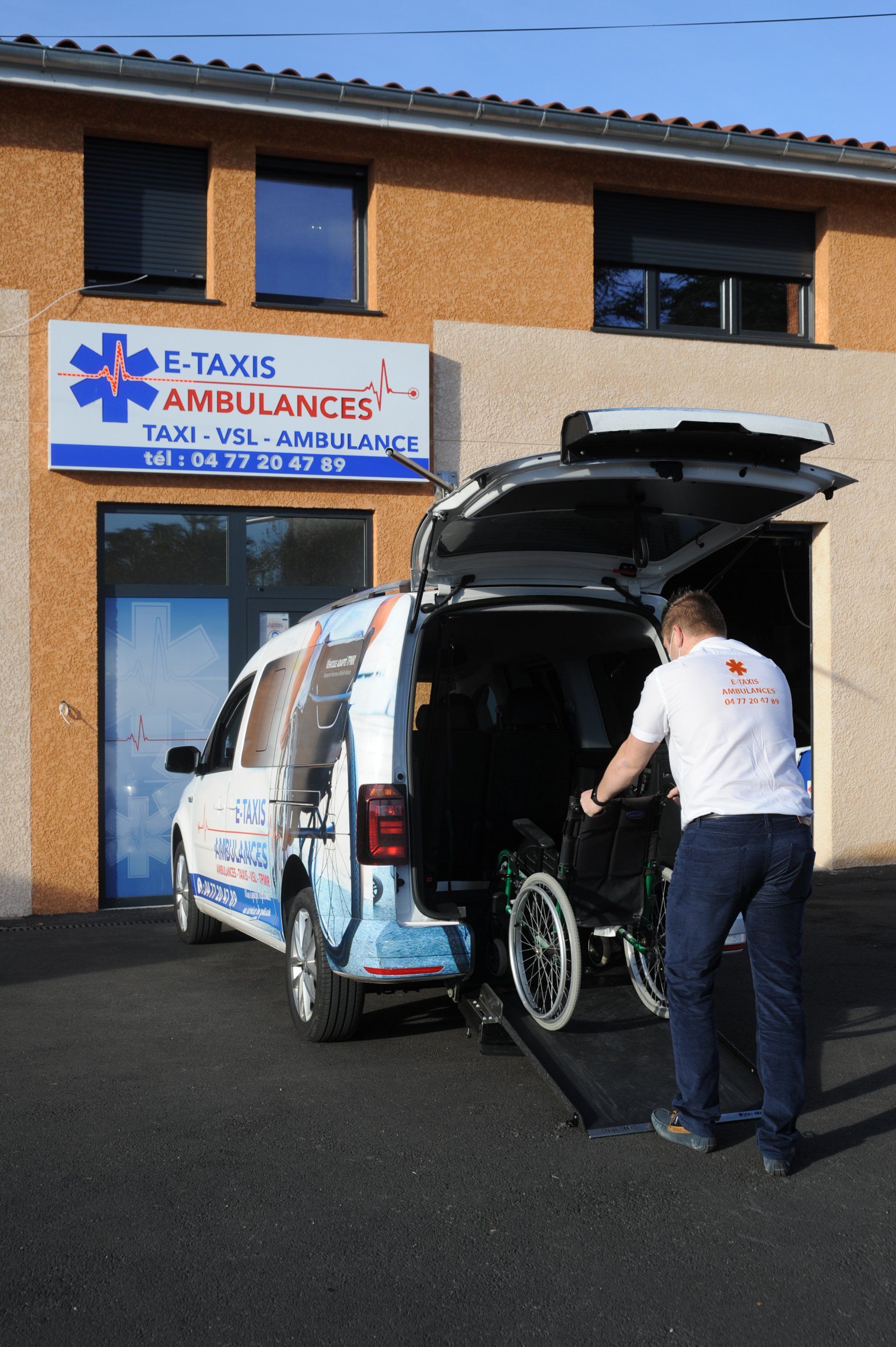 Véhicules pour TPMR