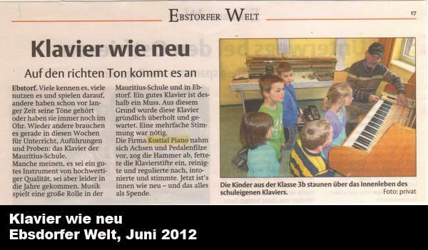 Artikel in einer deutschen Zeitung über Klavierrestaurierung, mit einem Foto von Kindern in einem Klassenzimmer, die ein Klavier betrachten.