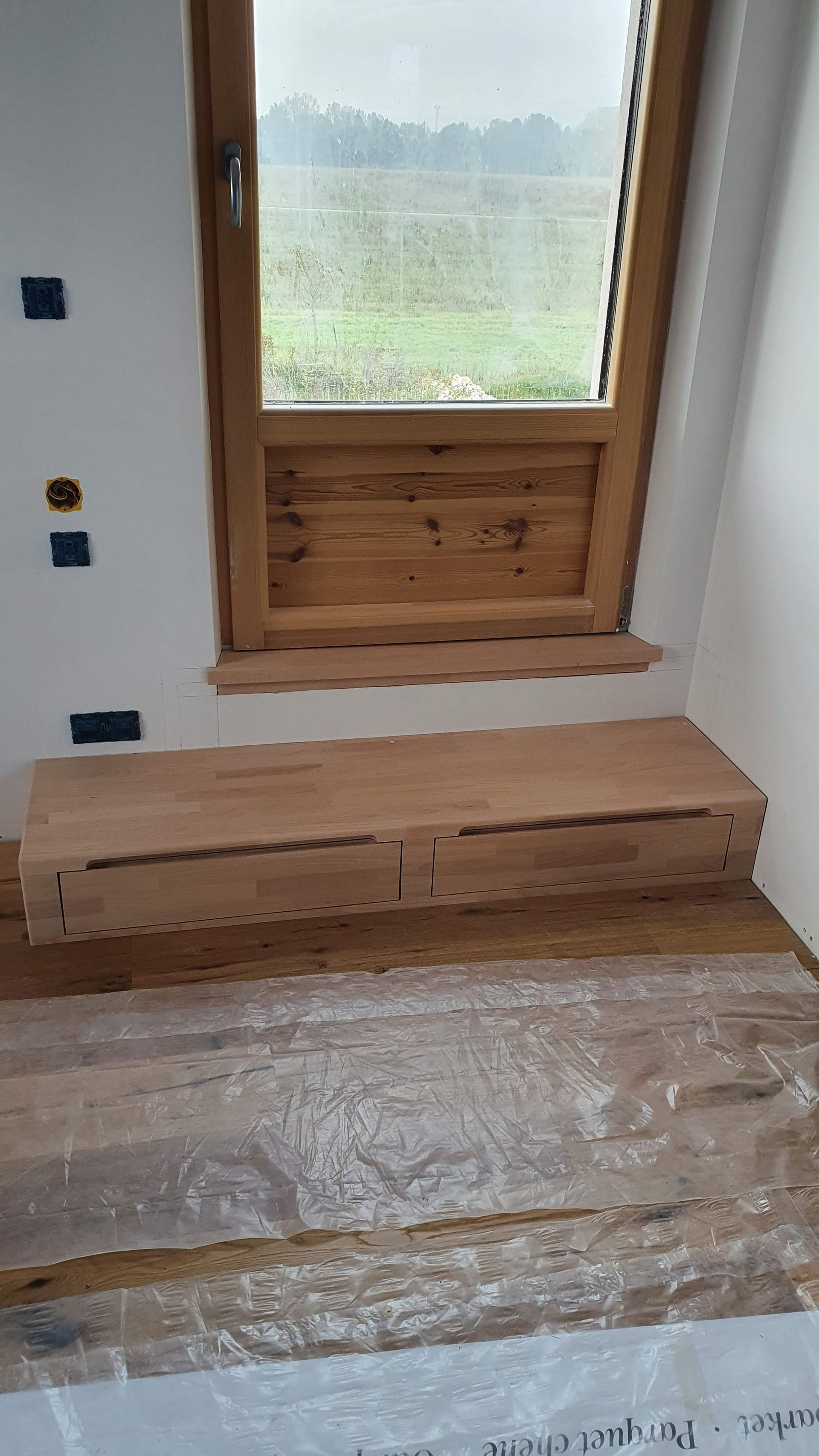 Marchepied avec rangements