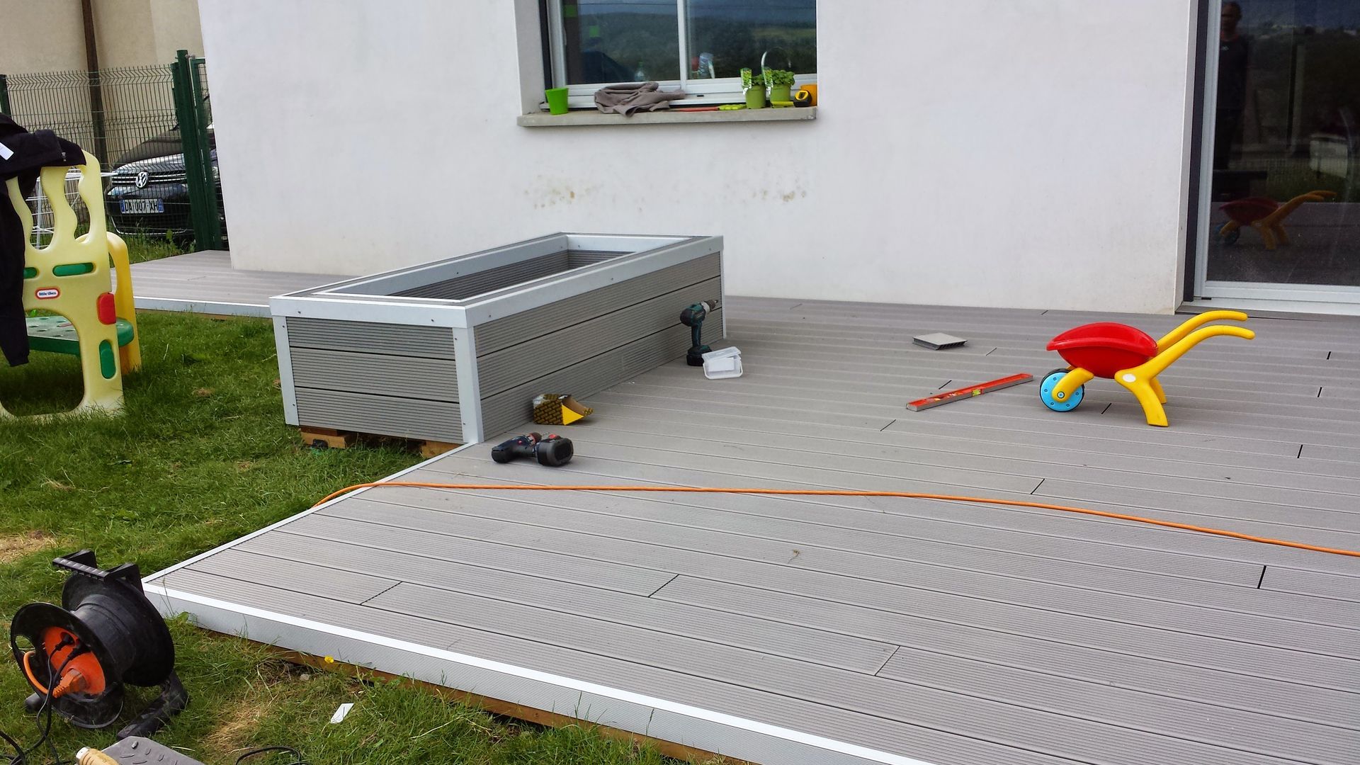 Terrasse en bois grise