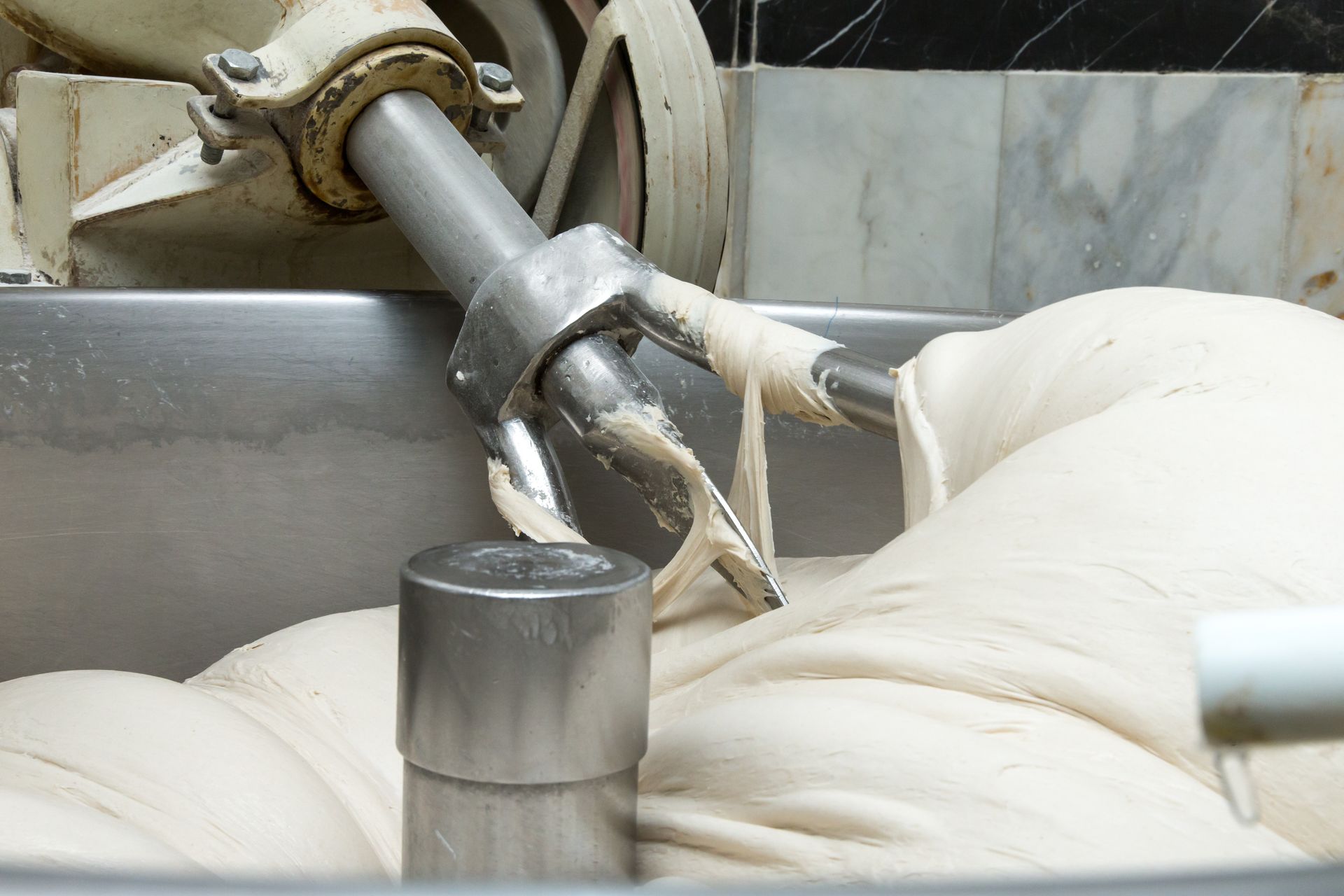 Pétrin avec pâte à pain