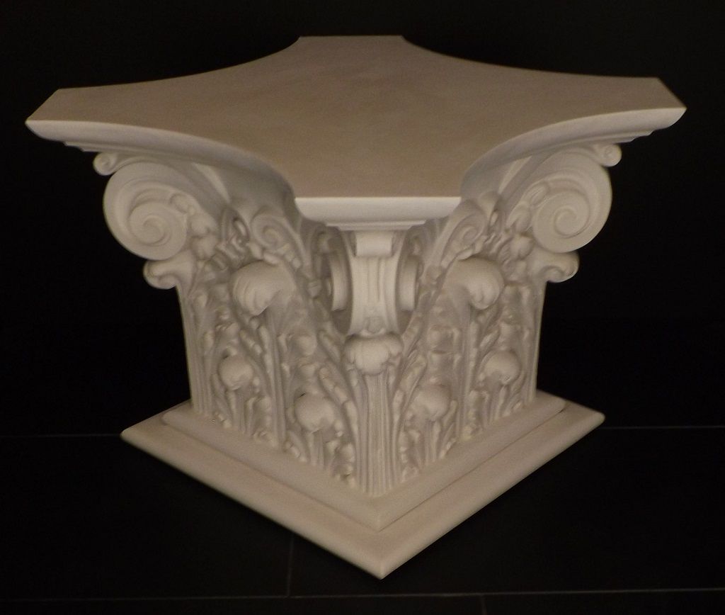 Kapitelle_fuer_Stucksaeulen_4
