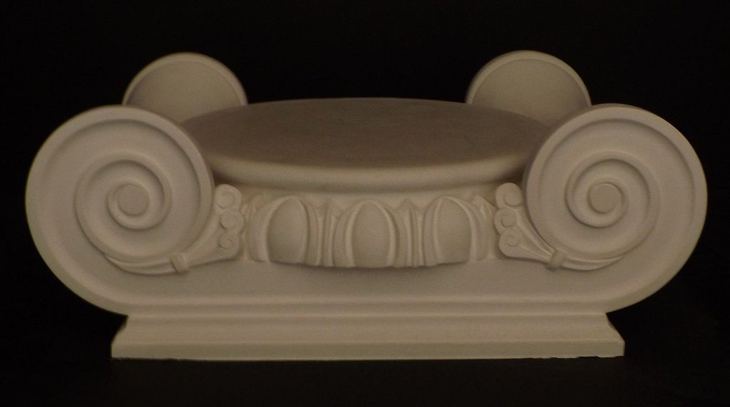 Kapitelle_fuer_Stucksaeulen_2