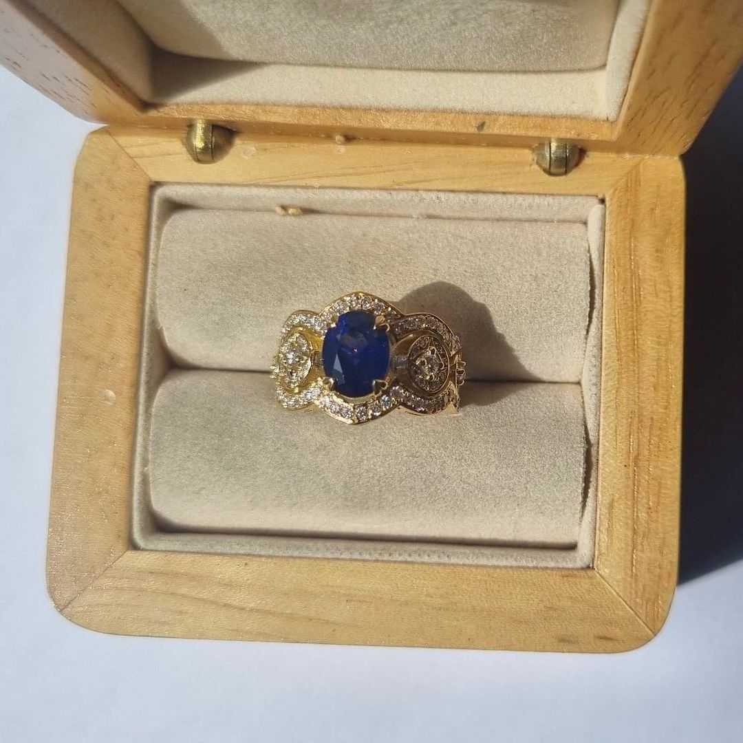 Bague en or, argent et diamants