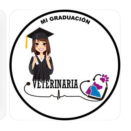Dos personas con uniformes rosas acarician a un perro en una mesa veterinaria en una sala de exámenes.