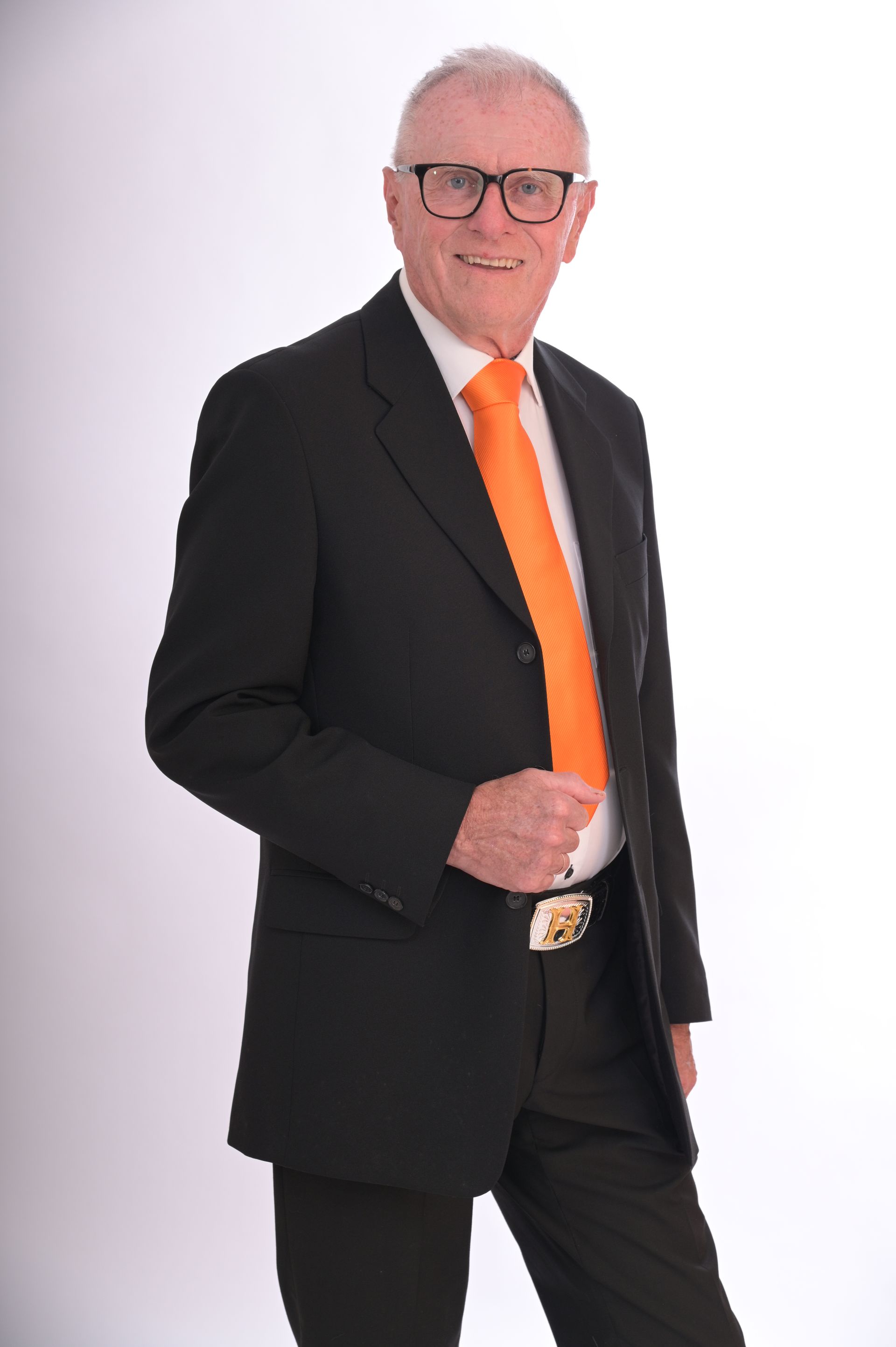 Ein freundlicher Anlage- , Vermögens- und Schuldenberater.