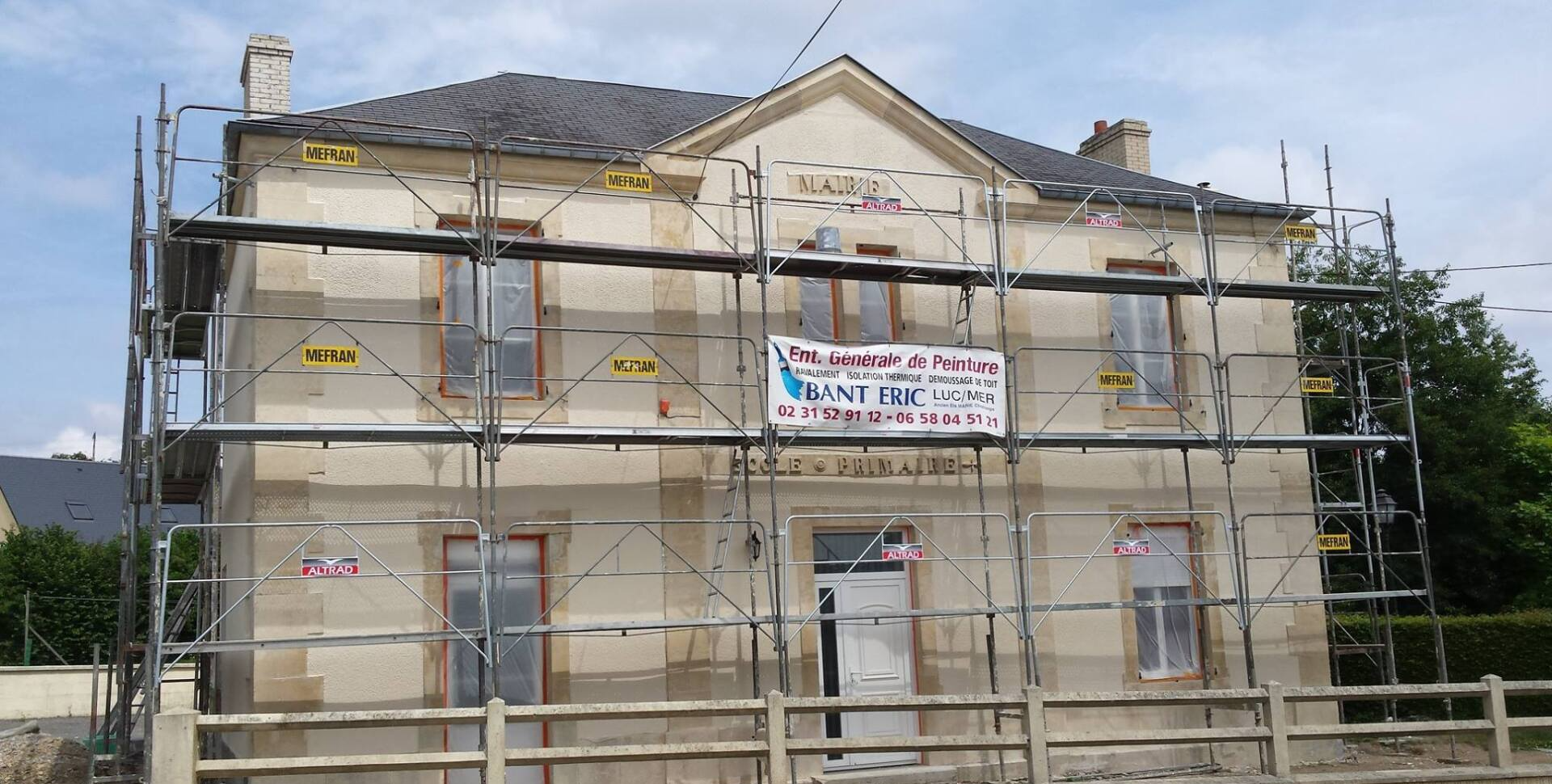 Ravalement de façade d'une mairie