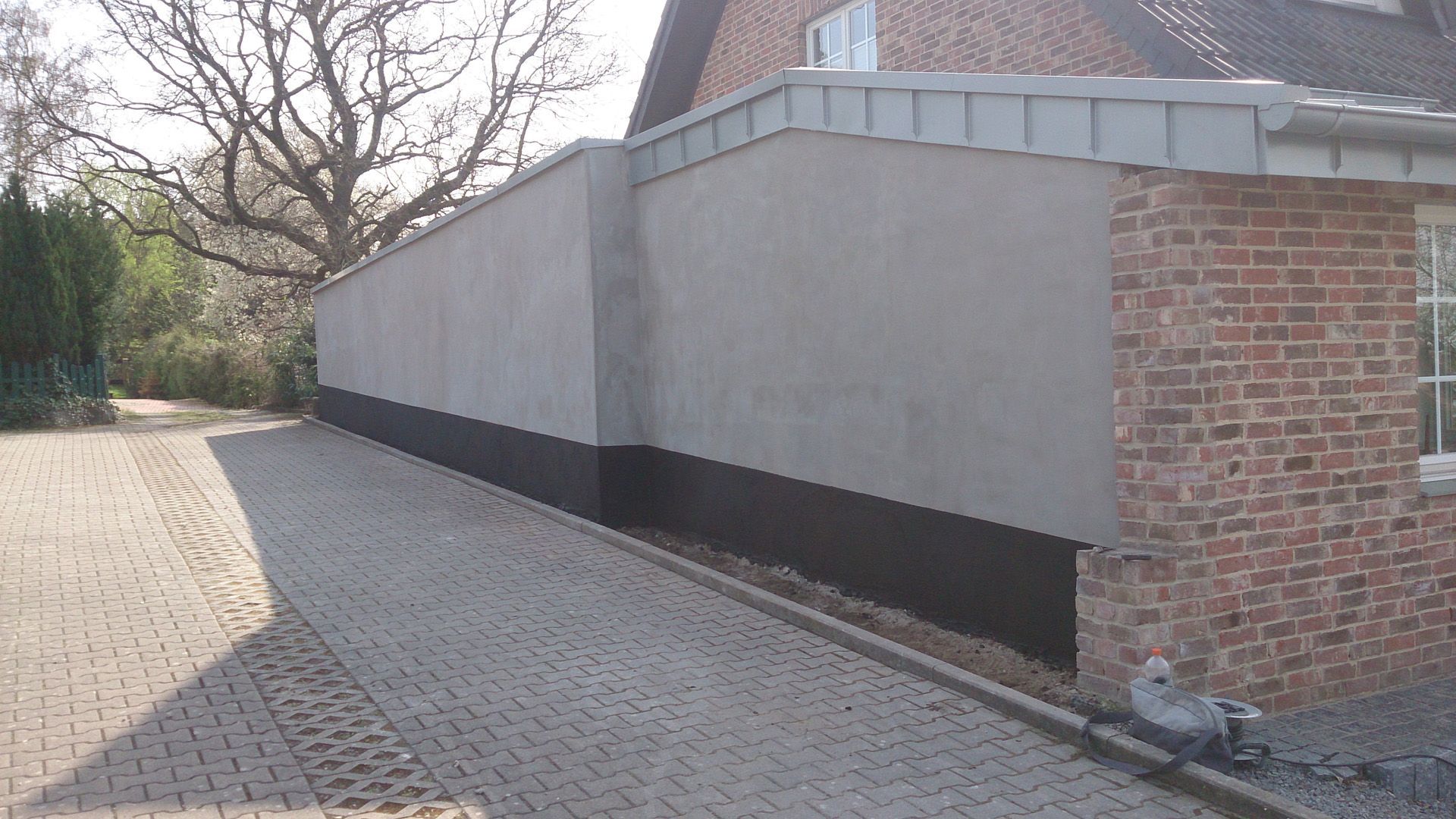 Garage Außenfassade.