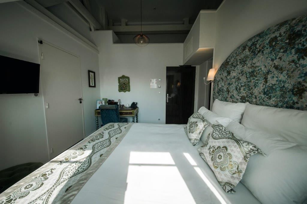 Chambre verte et blanche