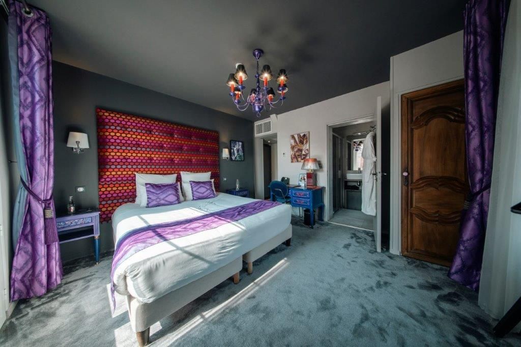 Chambre moderne colorée, décoration originale