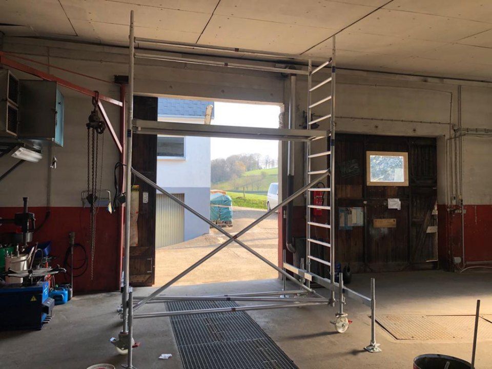 Gerüstbau Klein - Verschiebbares Baugerüstelement im Rohbau