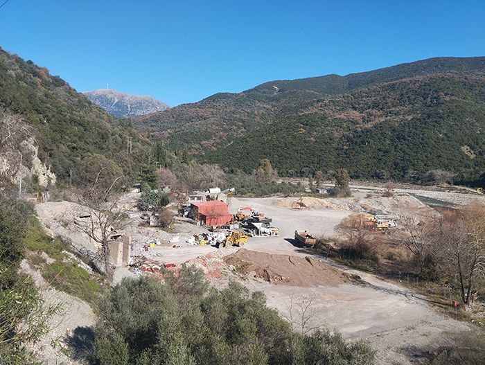 ΠΑΝΑΓΟΠΟΥΛΟΥ ΔΗΜΗΤΡΑ - ΑΝΑΚΥΚΛΩΣΗ ΑΔΡΑΝΩΝ ΥΛΙΚΩΝ - ΚΑΔΟΙ ΜΠΑΖΩΝ