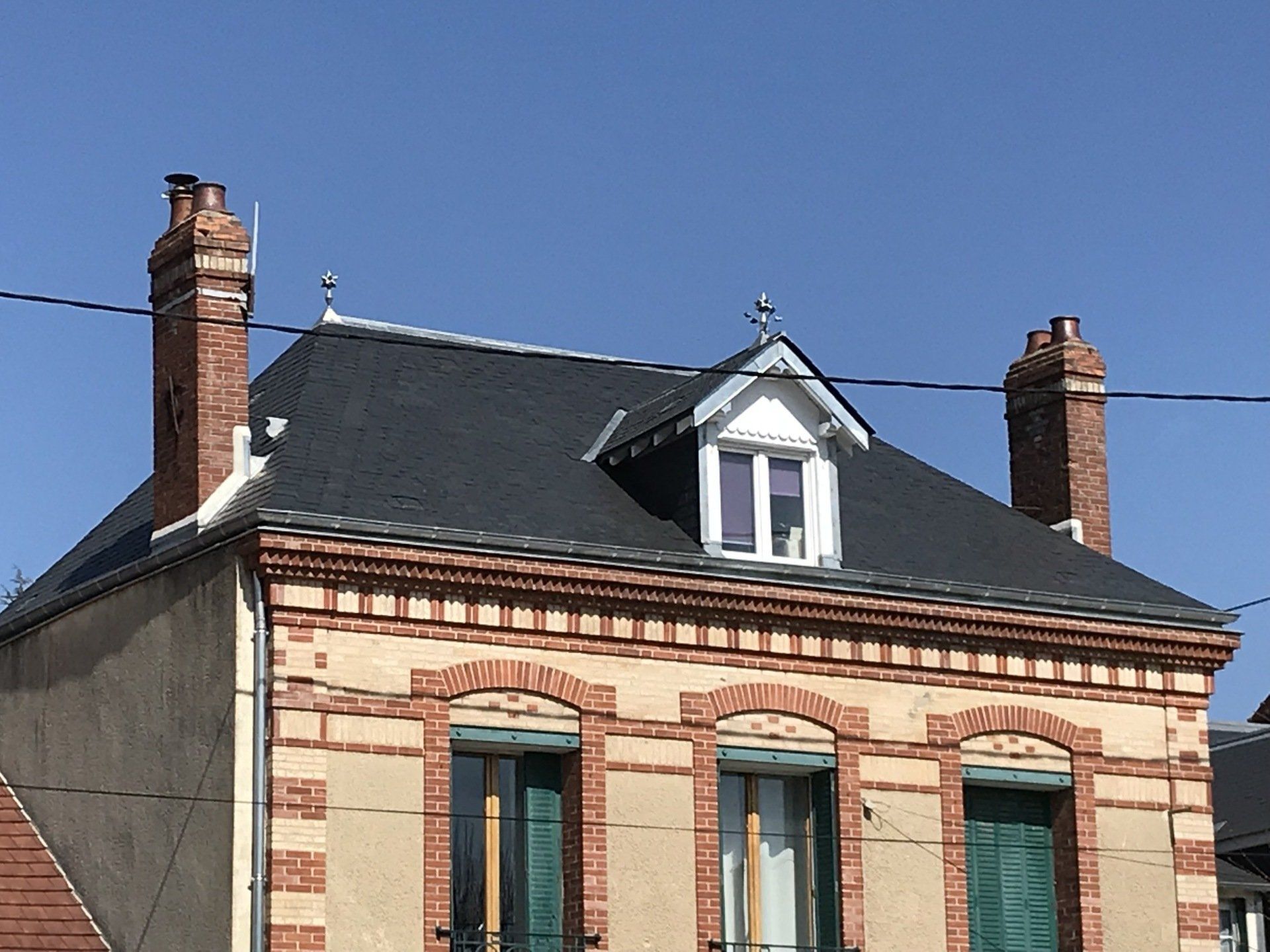 Toiture en ardoise - Sens