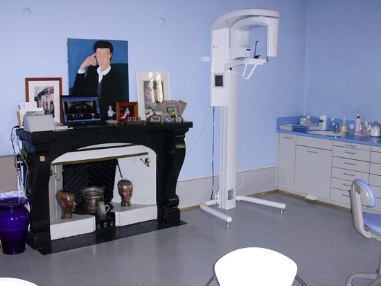 D. Philippe Elalouf - Dental practice in Geneva