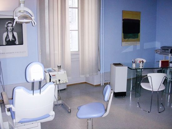 D. Philippe Elalouf - Dental surgeon – Geneva