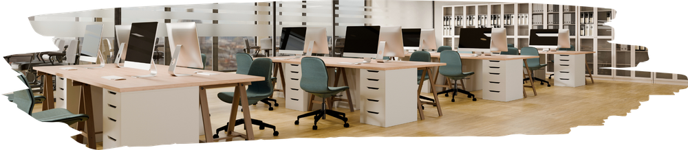 Un intérieur de bureau en espace ouvert avec des bureaux, des ordinateurs et un parquet en bois.