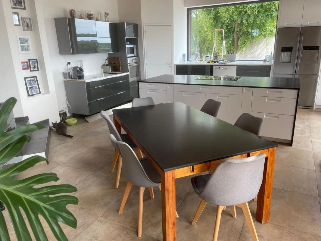 Salle à manger en marbre