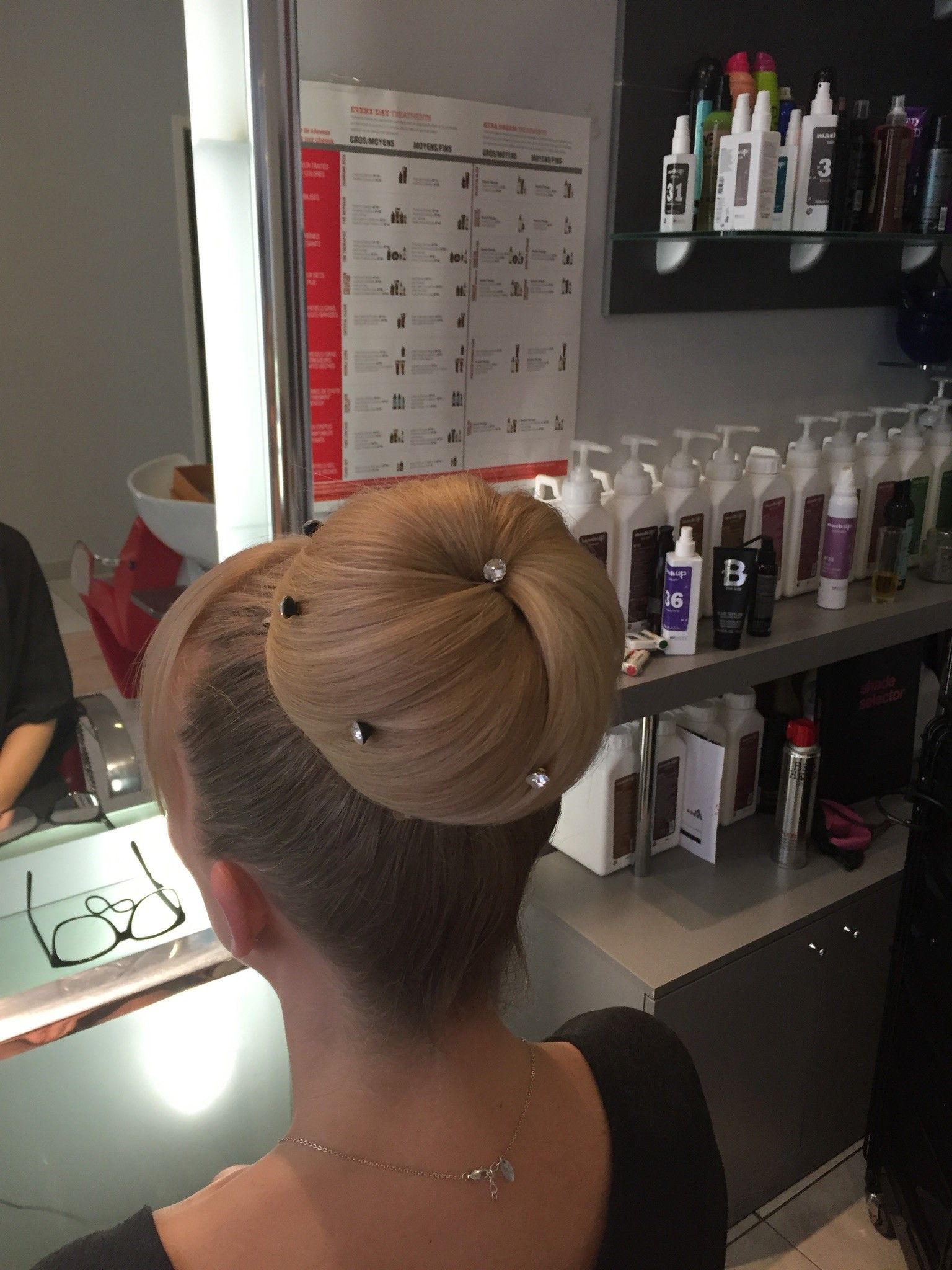 Chignon - Les Fous des Ciseaux