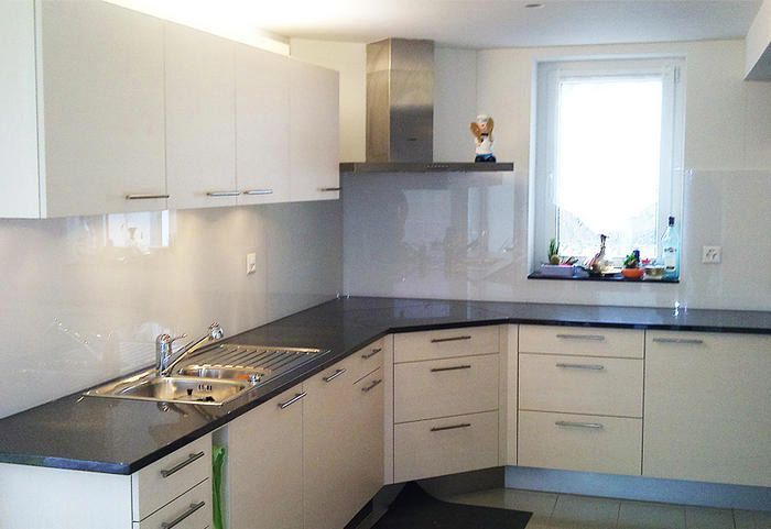 Cuisine et salle de bains - A. Keller Vitrerie SA - Brügg