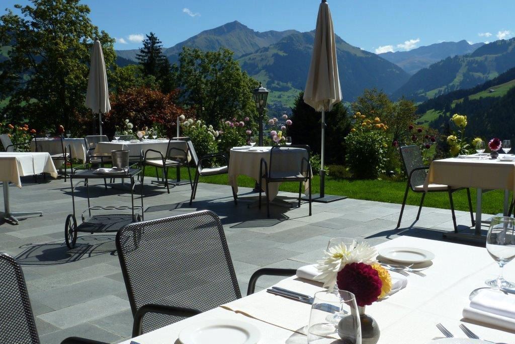 Blick auf die Berglandschaft - Restaurant Sonnenhof