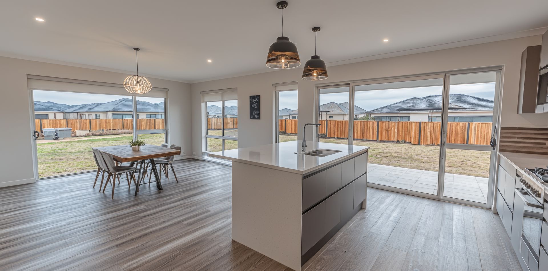 Cuisine et salle à manger.