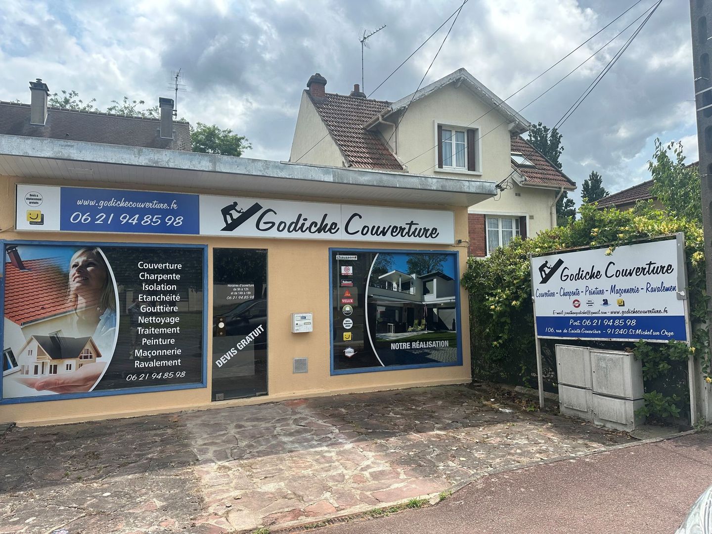 Devanture de l'entreprise Godiche Couverture