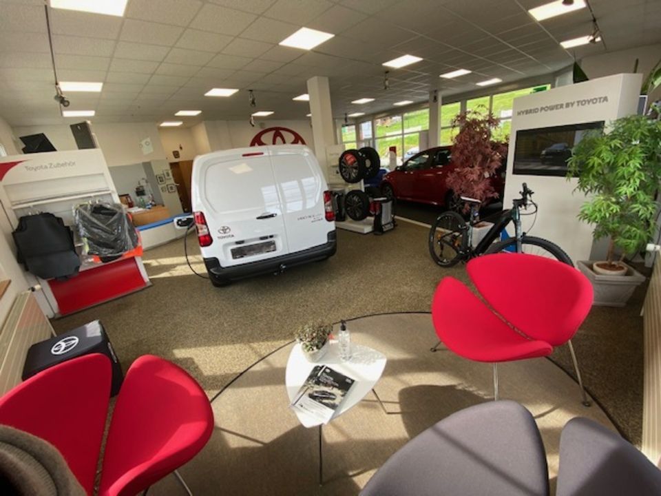 Weinberg-Garage Fiederle AG Jubiläums-Ausstellung