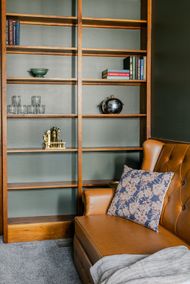 Speakeasy room