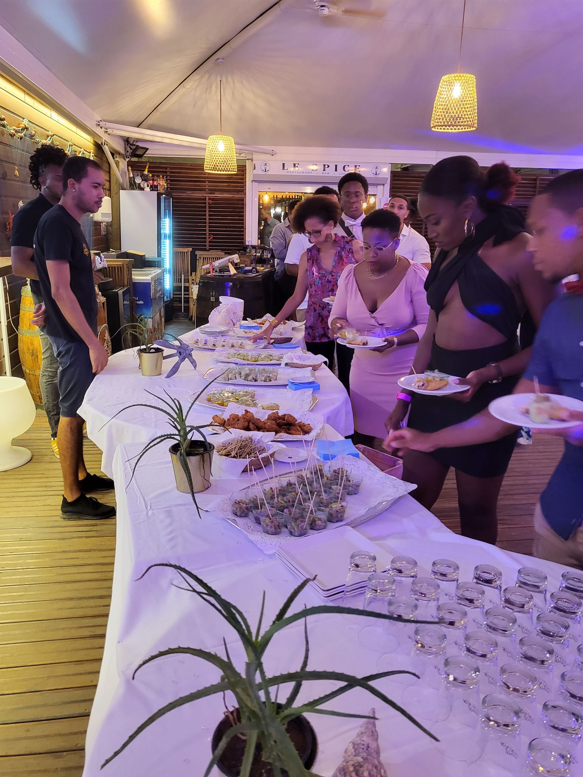 Buffet pour soirée d'événement.