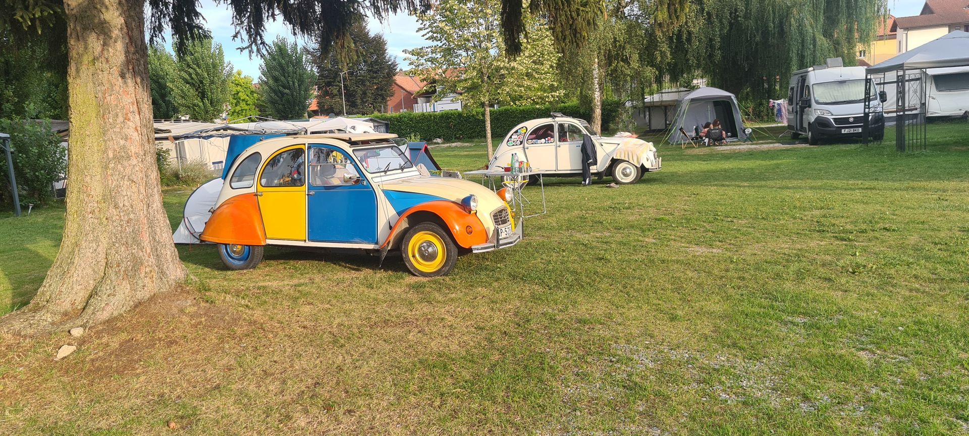 Camping de Chevroux - emplacement de tente, camping-car et bungalows