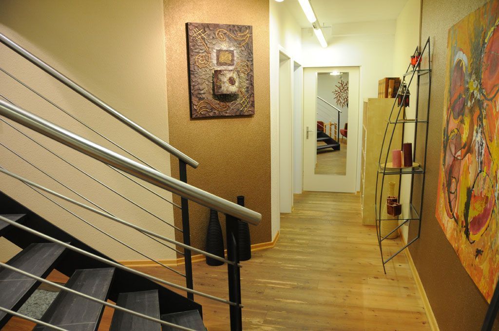 Empfangsbereich in Praxis von Dr. med. S. Hassam