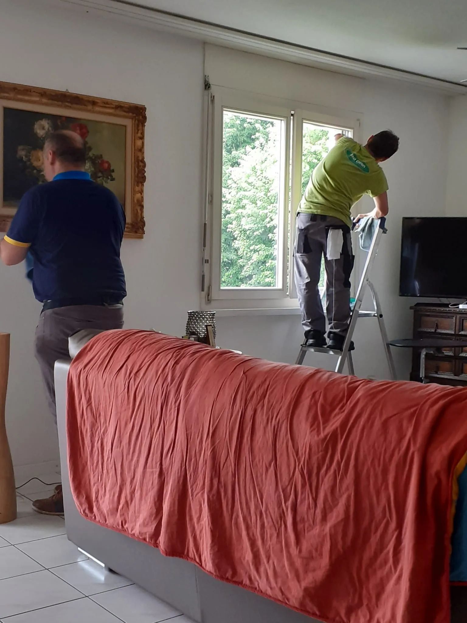 Pulizia vetri appartamento - Best Clean Sagl