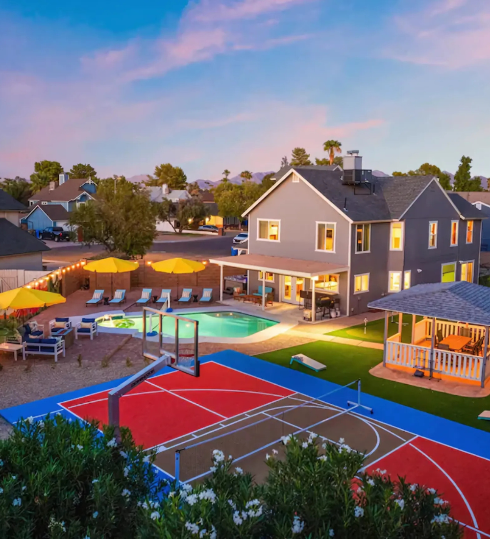 Sport court and pool vacation rental amenity
