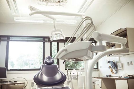 Zahnarztpraxis Polus und Göhring Implantologie