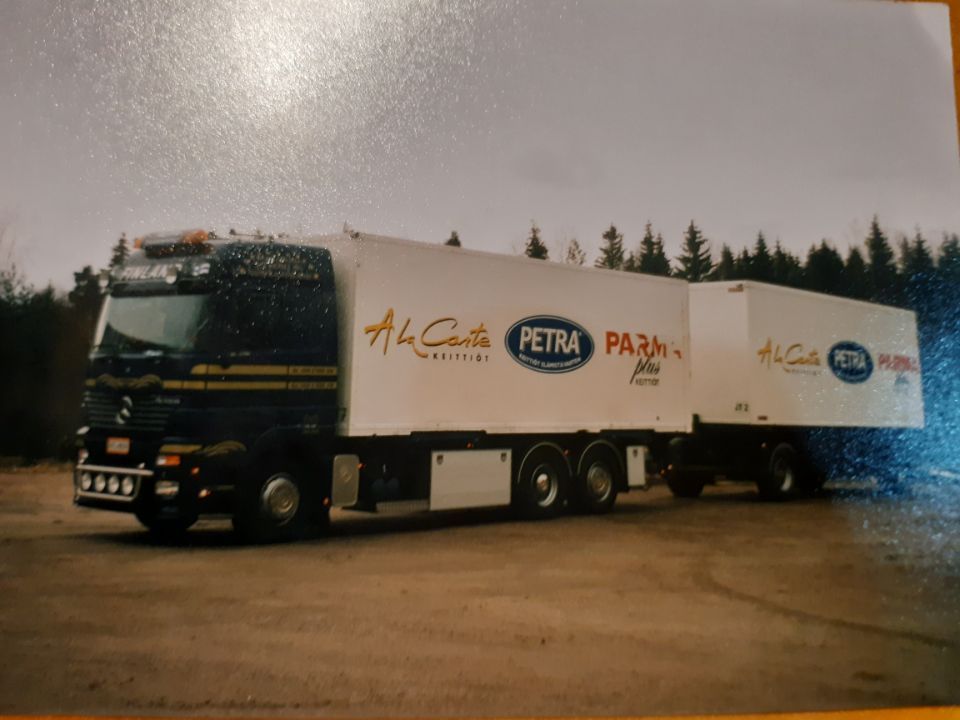 Kuljetusliike Juhani Tuomi Oy
