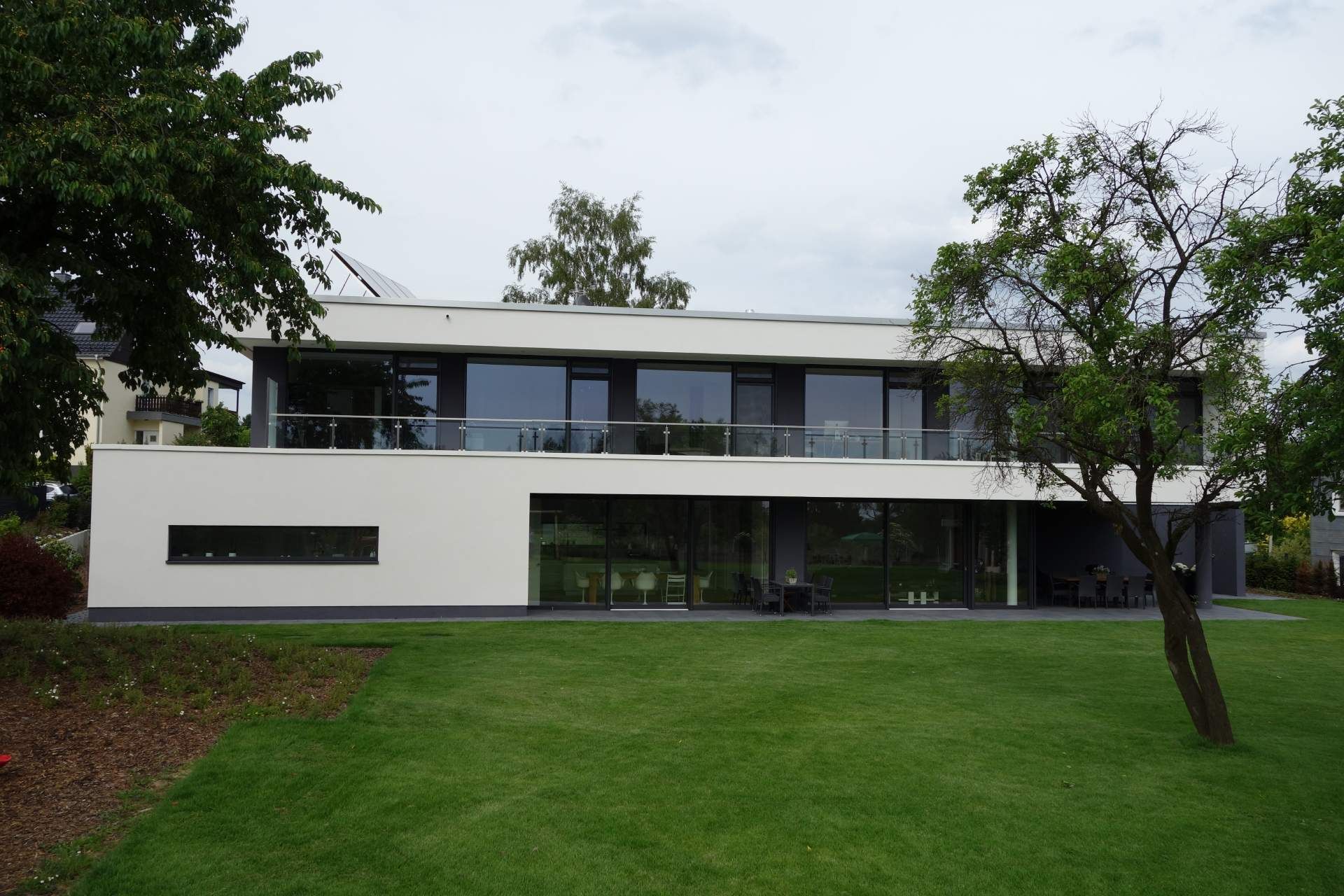 Ein sehr modernes Haus