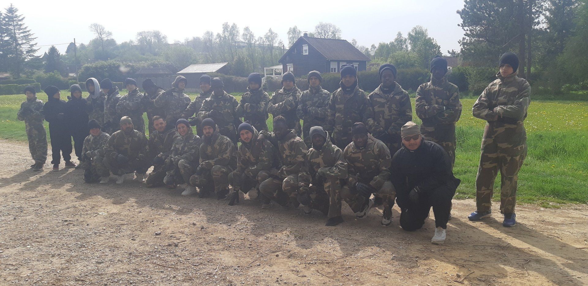 Photo groupe en treillis