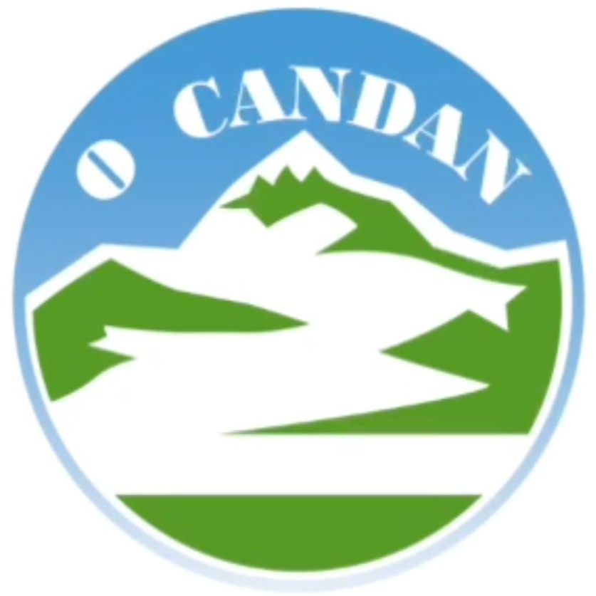 Logotipo circular azul y verde con la palabra "CANDAN" sobre una escena de montaña.