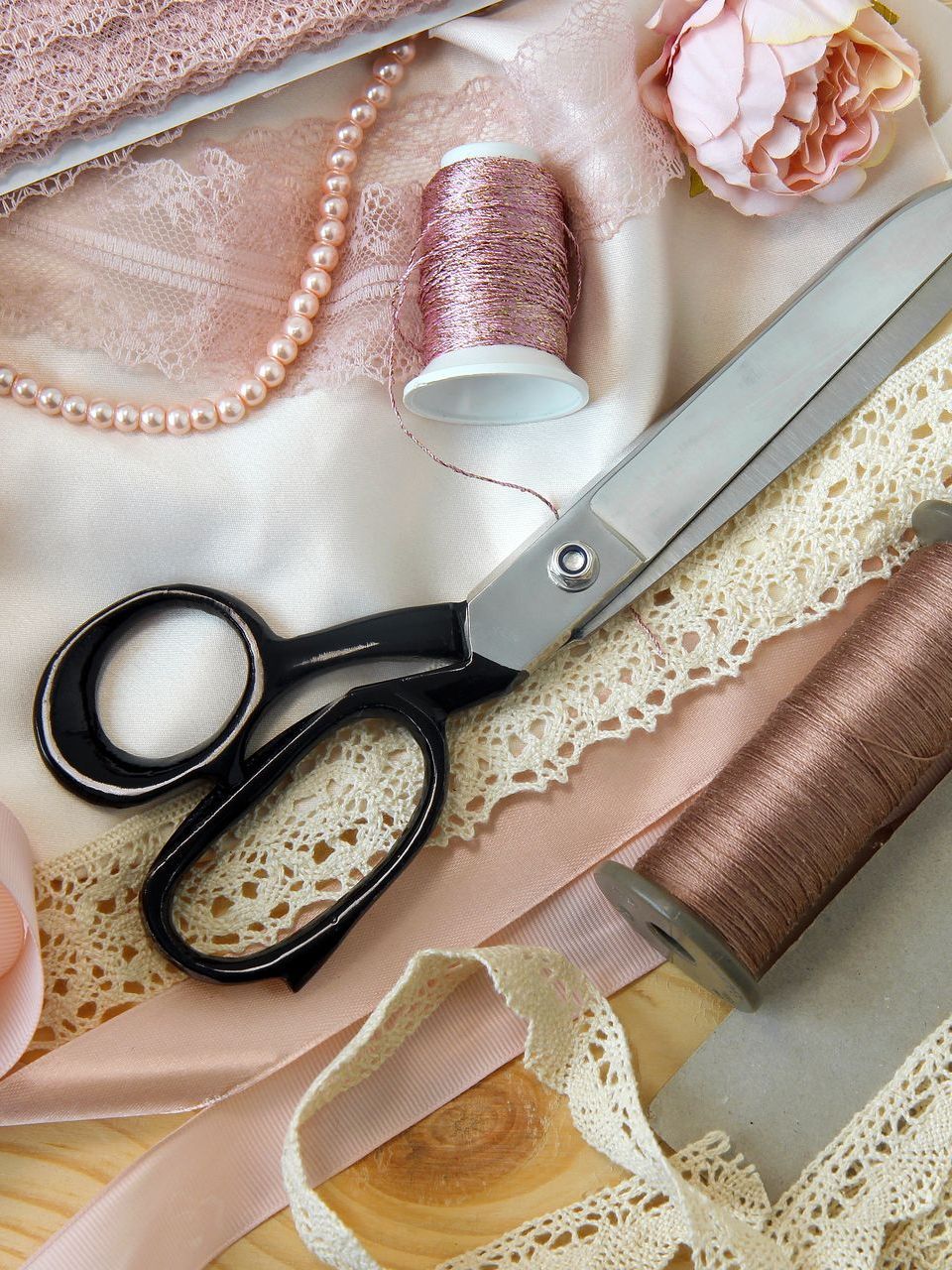 Mercerie, accessoires de couture, Textiles Acacias